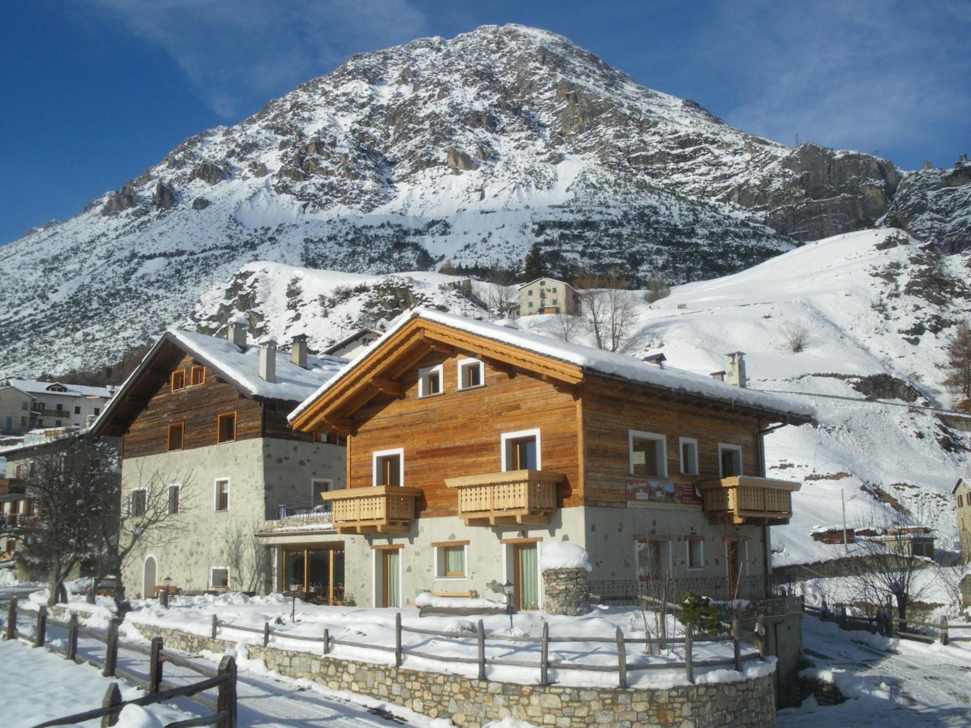 Agriturismo Raethia イゾラッチャ エクステリア 写真