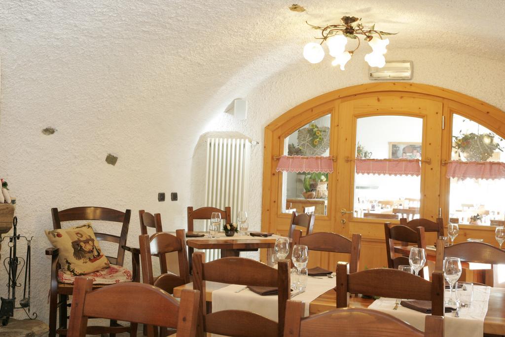 Agriturismo Raethia イゾラッチャ エクステリア 写真