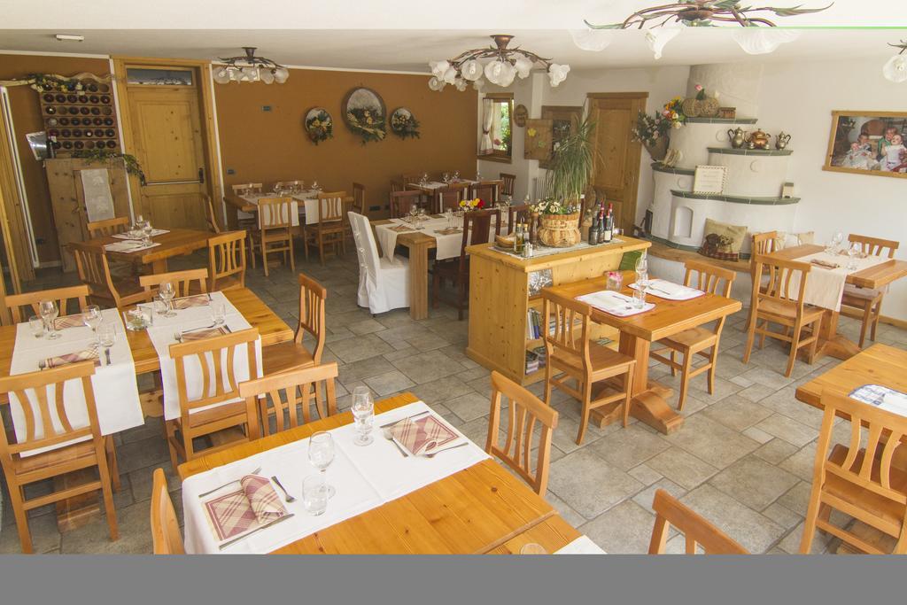 Agriturismo Raethia イゾラッチャ エクステリア 写真
