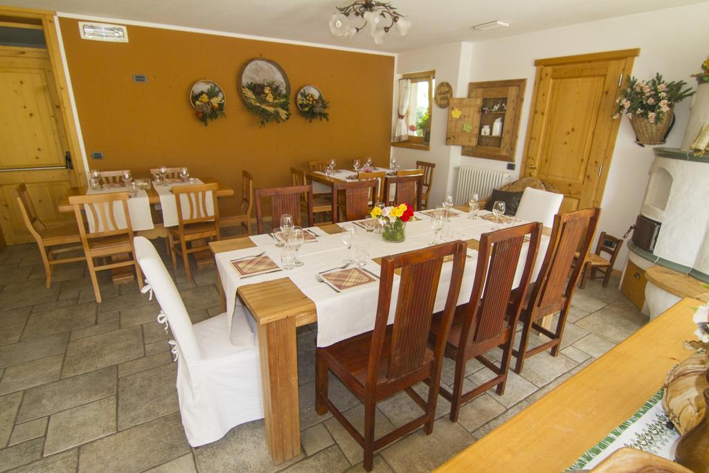 Agriturismo Raethia イゾラッチャ エクステリア 写真