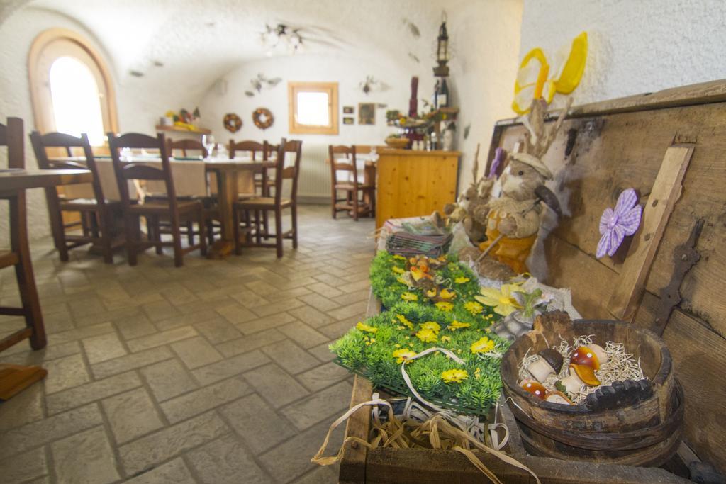 Agriturismo Raethia イゾラッチャ エクステリア 写真
